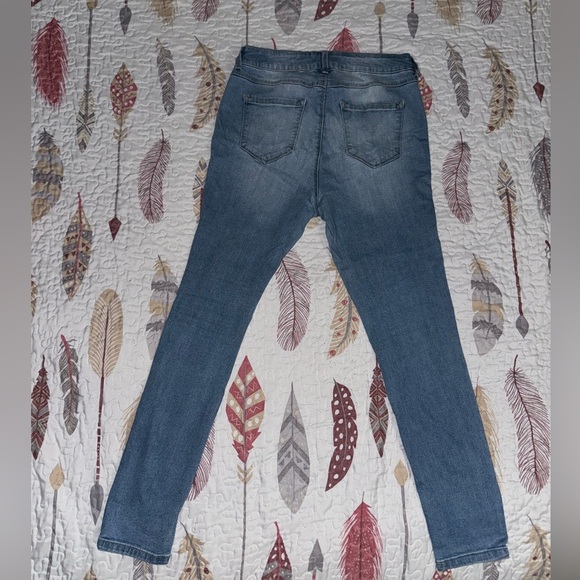 Light Blue Jeans - Picture 2 of 2